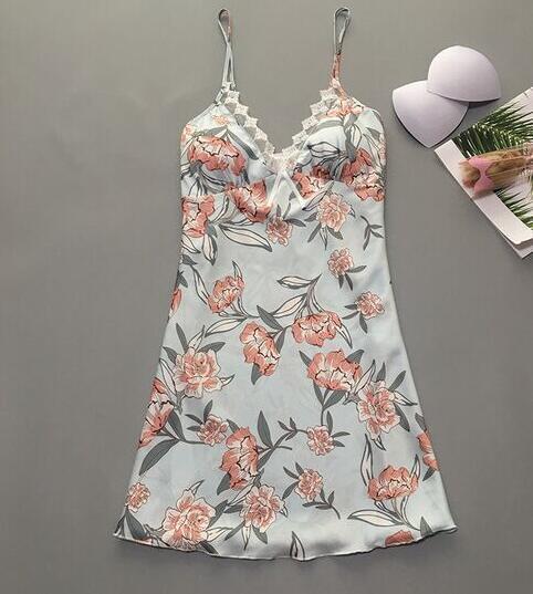 Large size comfortable sexy transparent lace pajamas
