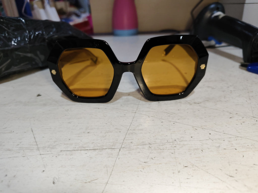 New Irregular With Personality Hexagonal Rivet Sunglasses For Women